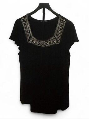 Adrianna Papell Black Short-Sleeve Top with Cream Embroidery Size 1X Like New